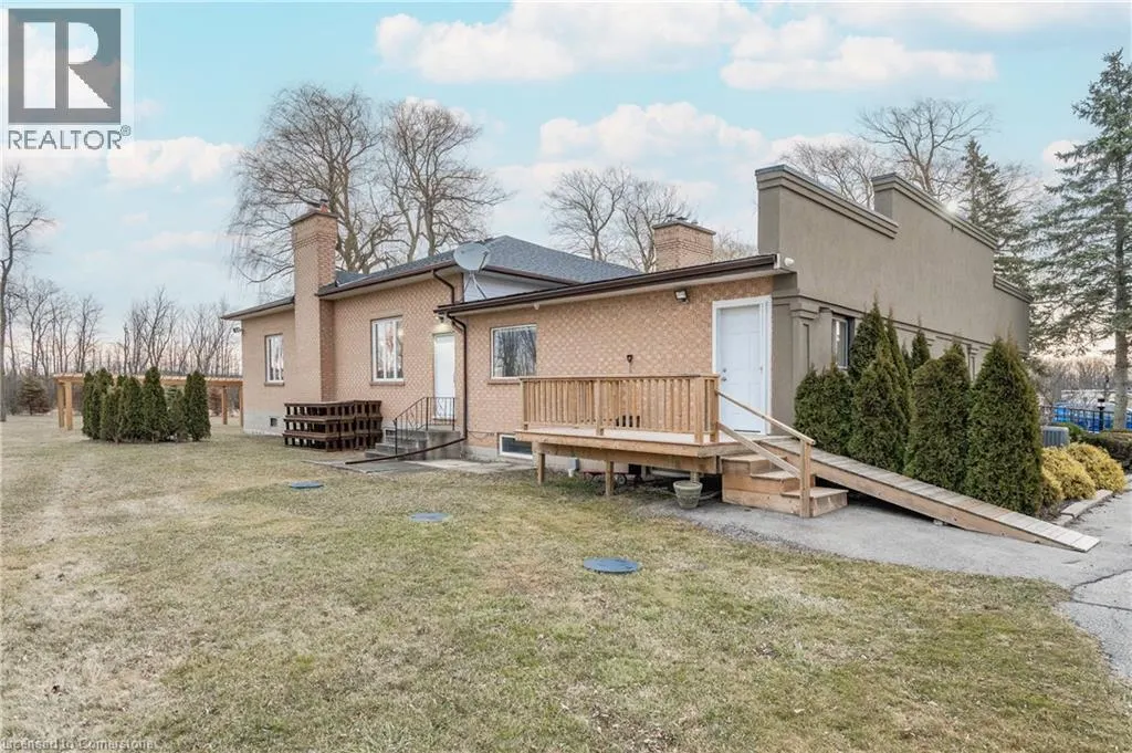 288 KEMP Road W