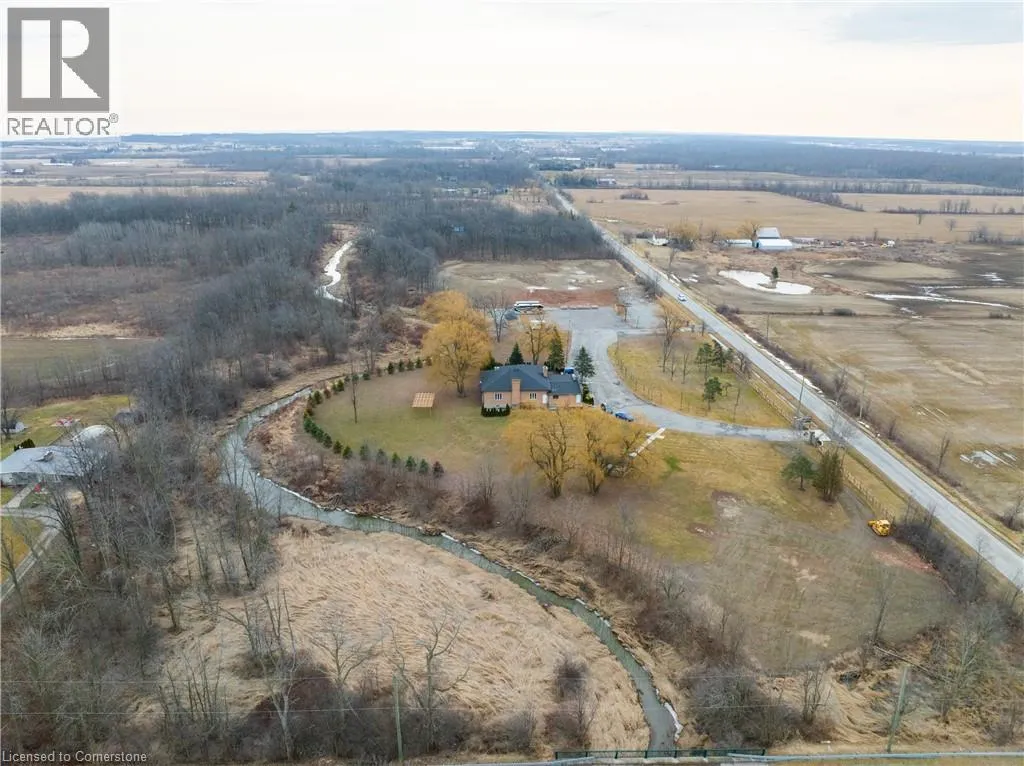 288 KEMP Road W