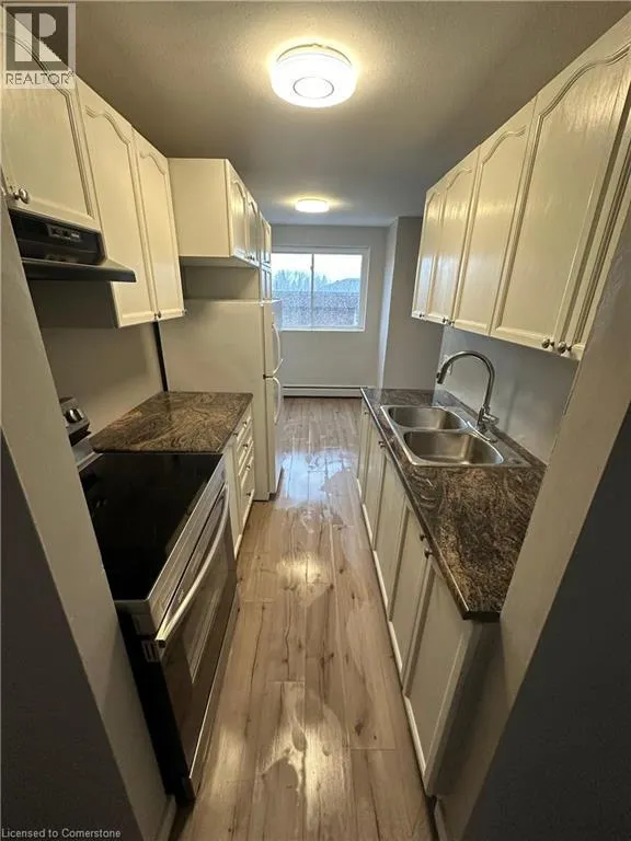 705 GLEN FORREST Boulevard Unit# 03, #03