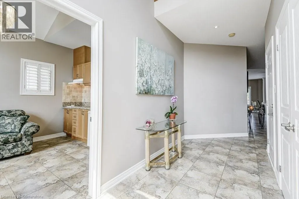 33 LOCKMAN Drive
