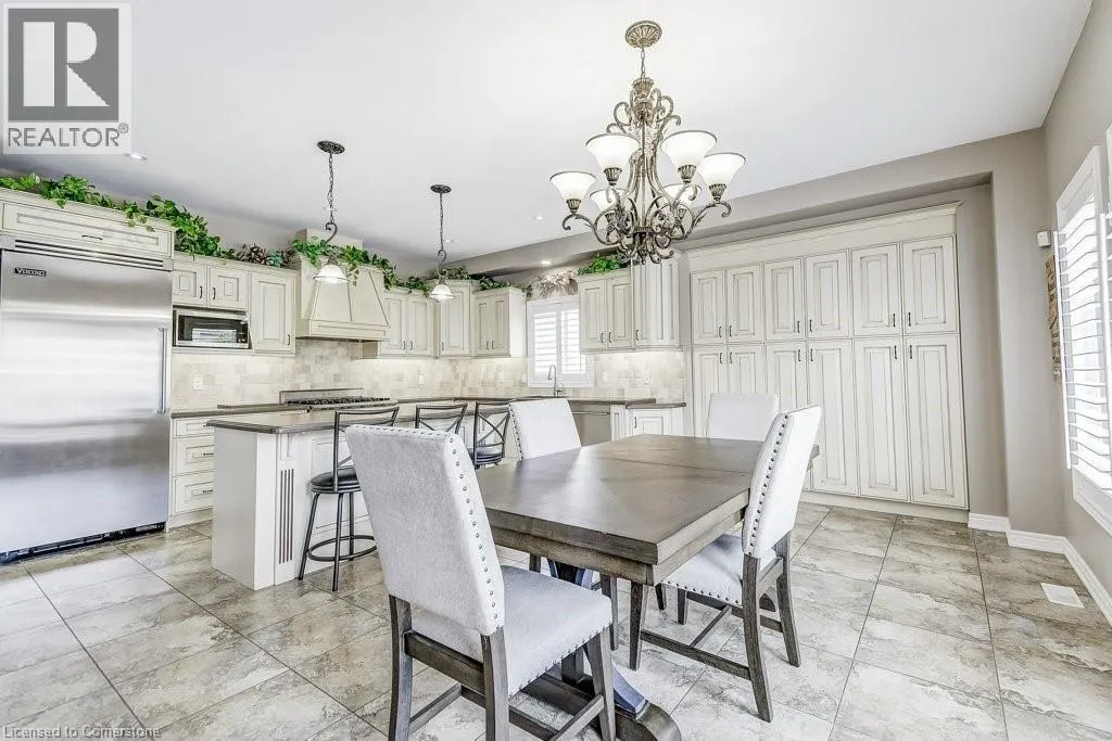 33 LOCKMAN Drive