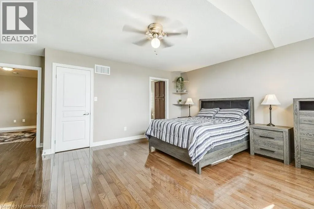 33 LOCKMAN Drive