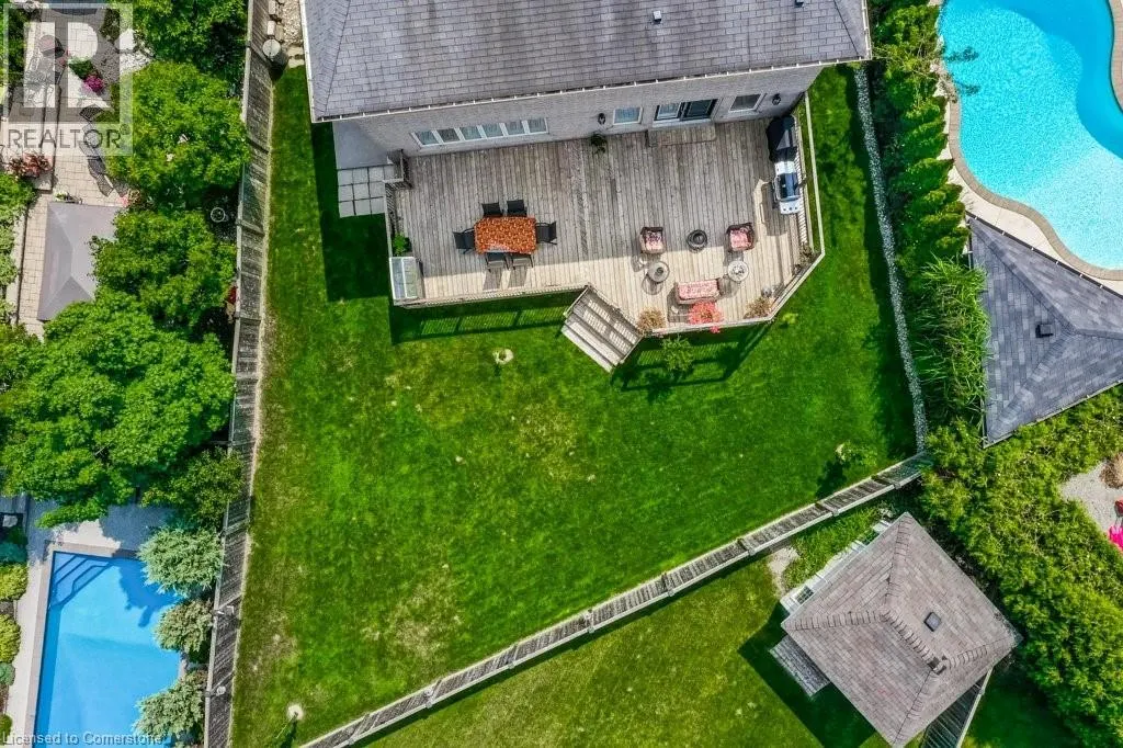 33 LOCKMAN Drive