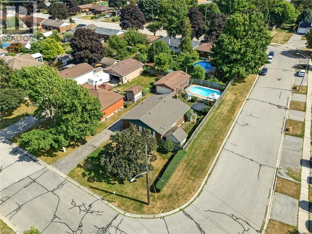 22 MCCAMMON Street