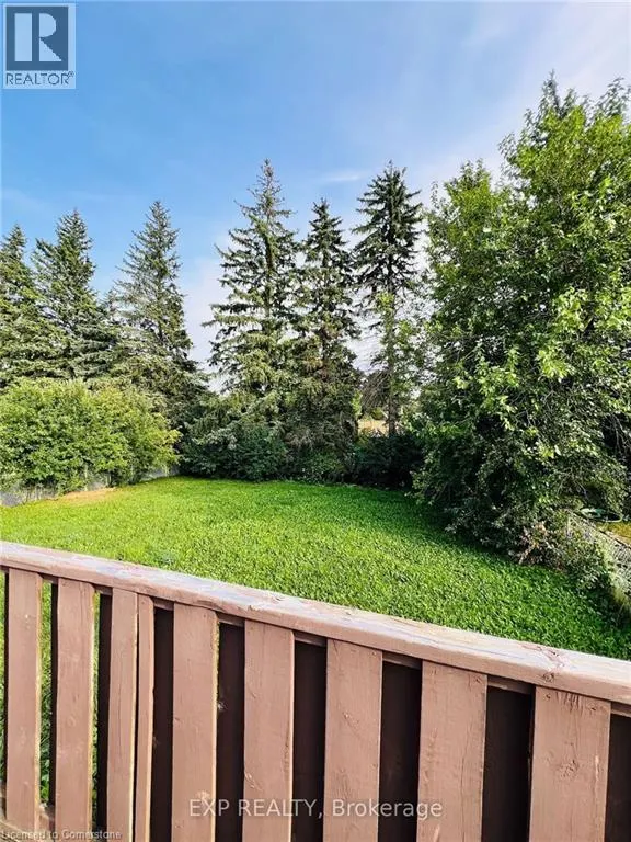 213 NORTHLAKE Drive