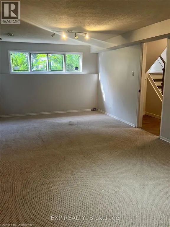 213 NORTHLAKE Drive