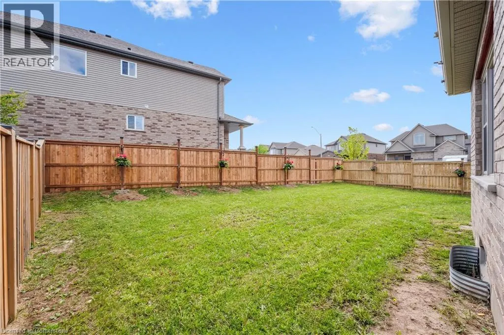 450 APPLEGATE Court