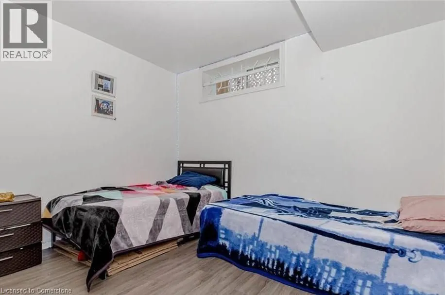 18 GREENLAW Place