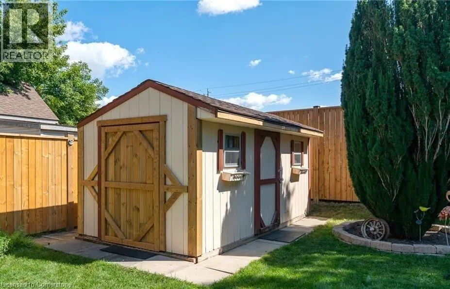 18 GREENLAW Place