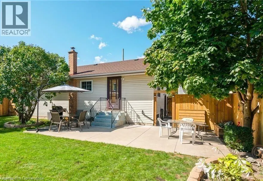 18 GREENLAW Place