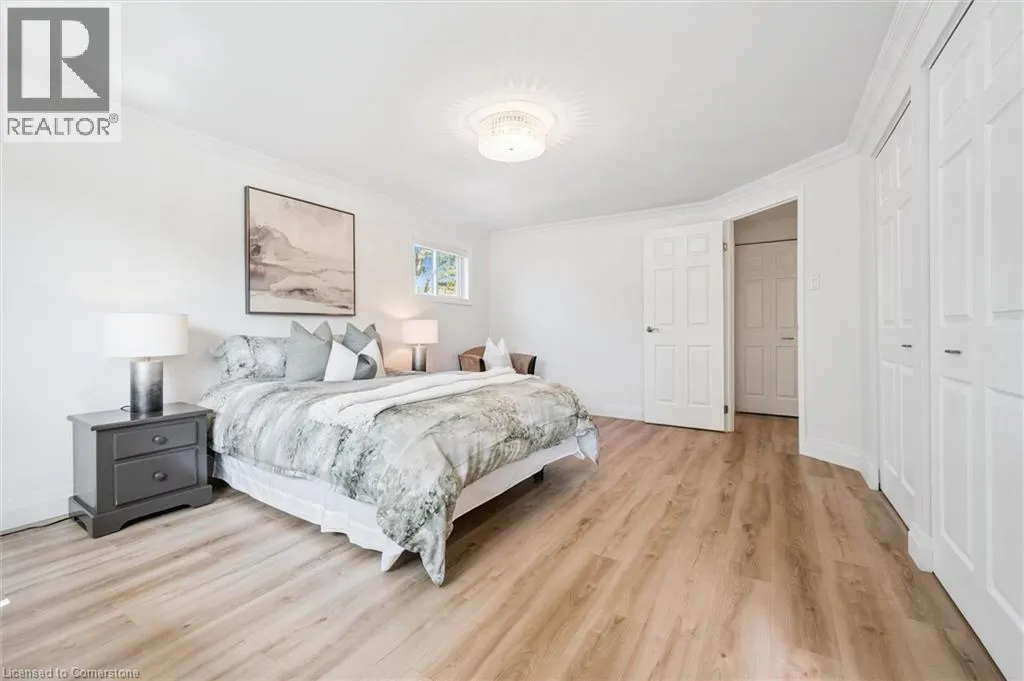 66 PINEHURST Crescent