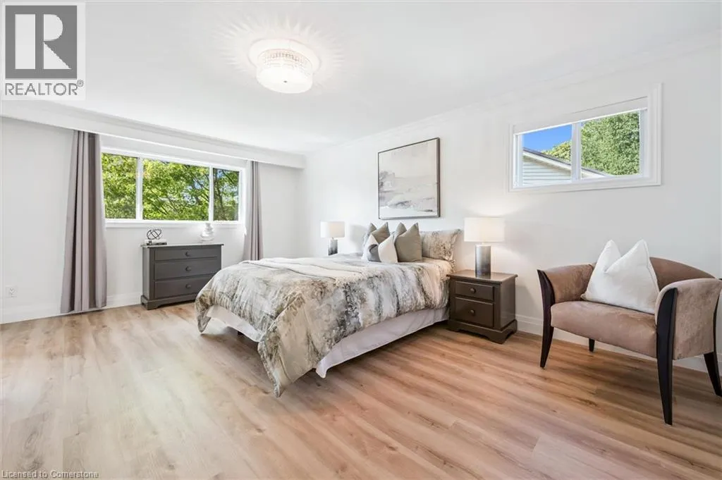 66 PINEHURST Crescent