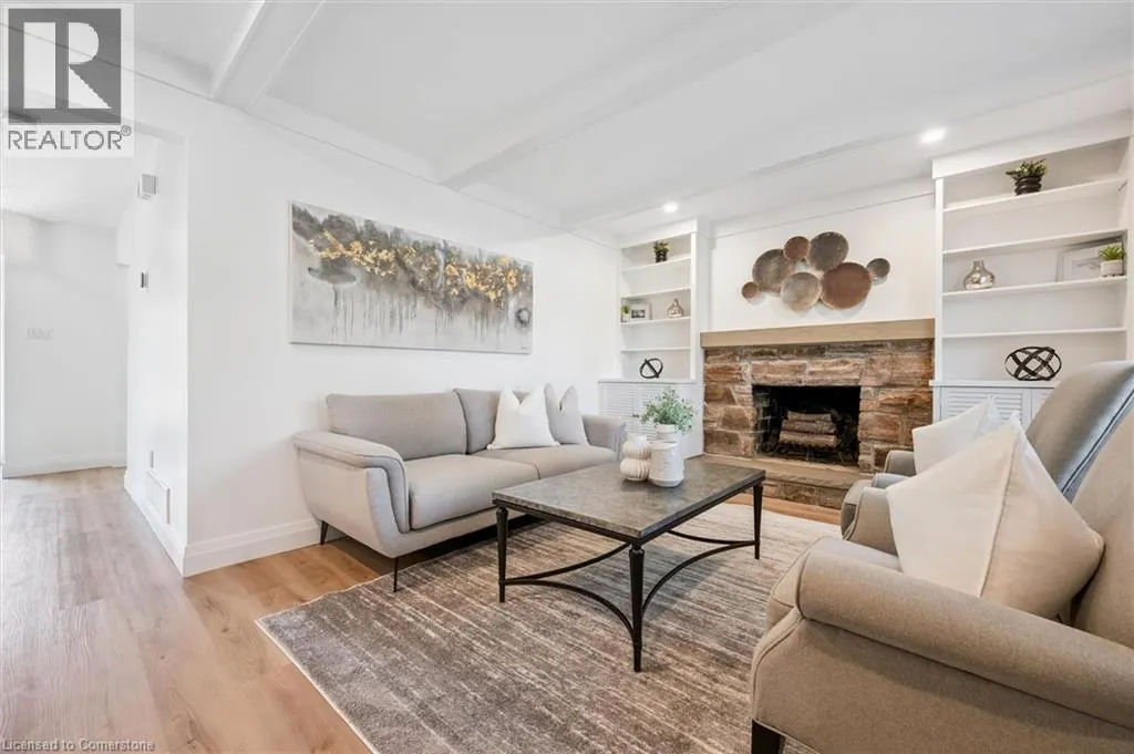 66 PINEHURST Crescent