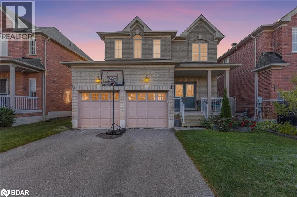 31 CONNAUGHT Lane