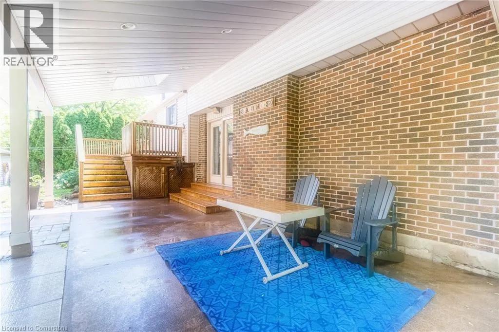 3 COLONIAL Court