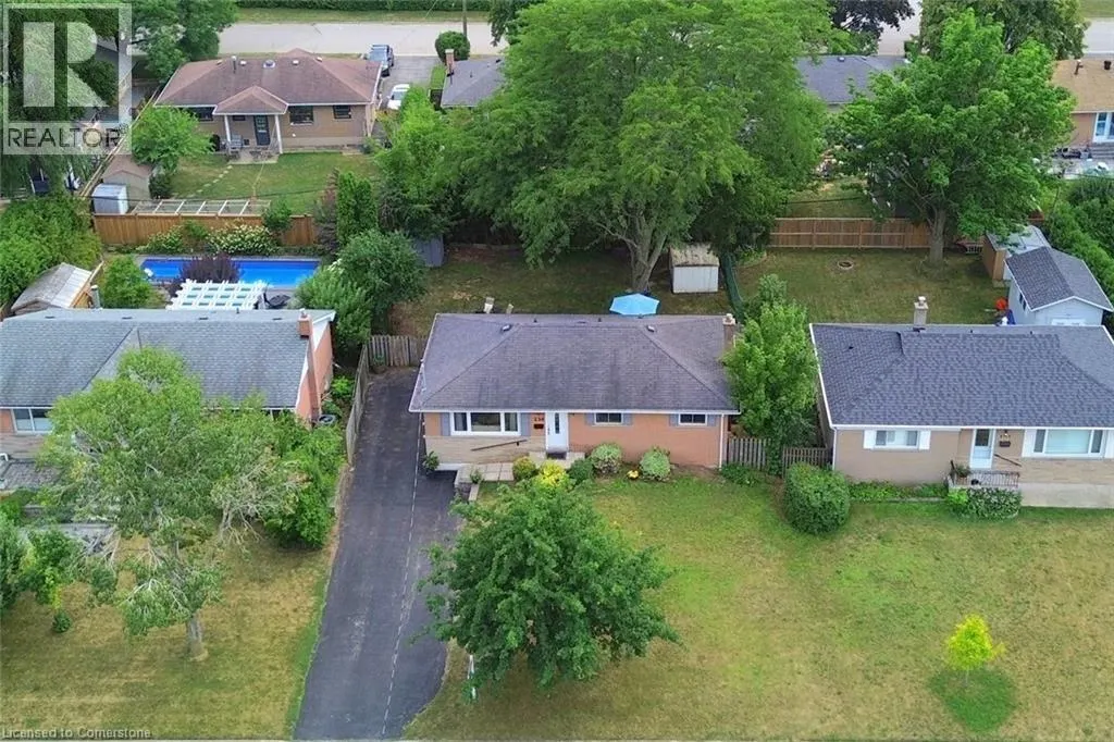 238 KENT Crescent