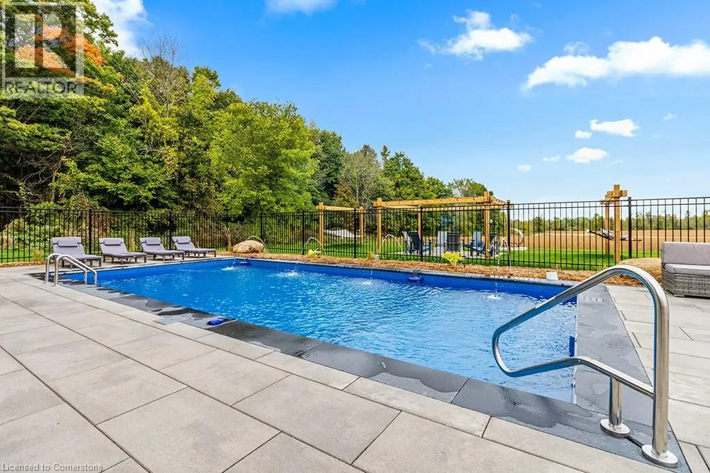 402075 GREY ROAD 17