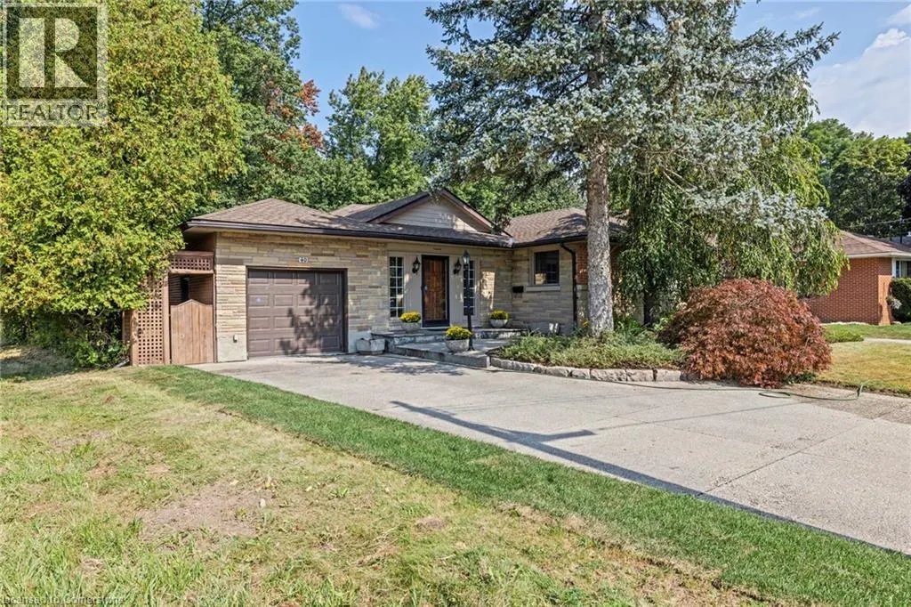40 BERTRAM Drive