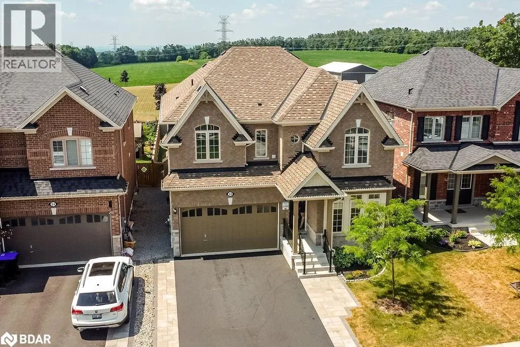 53 RUGMAN Crescent