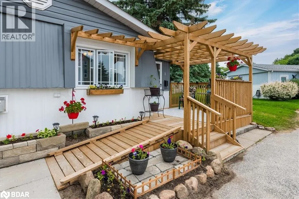3 WEEPING WILLOW Drive