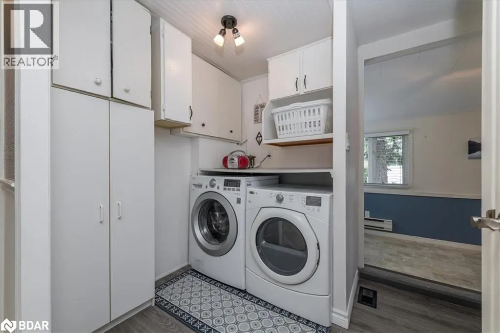 3 WEEPING WILLOW Drive