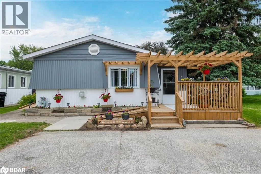 3 WEEPING WILLOW Drive