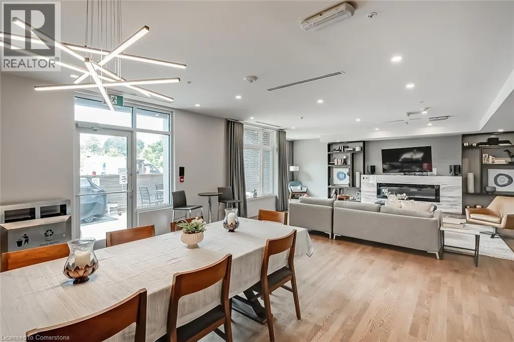 457 PLAINS Road E Unit# 302, #302