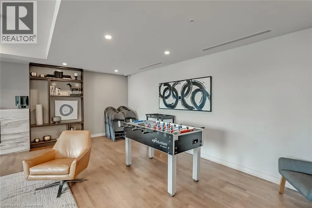 457 PLAINS Road E Unit# 302, #302