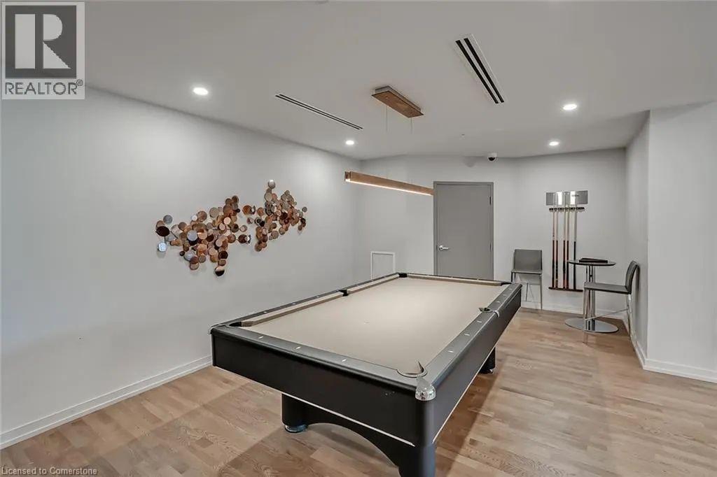 457 PLAINS Road E Unit# 302, #302