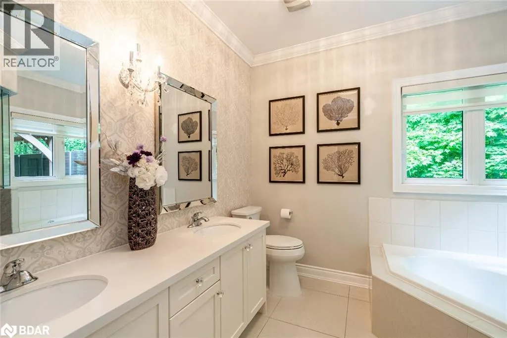 11 EMERALD TERRACE