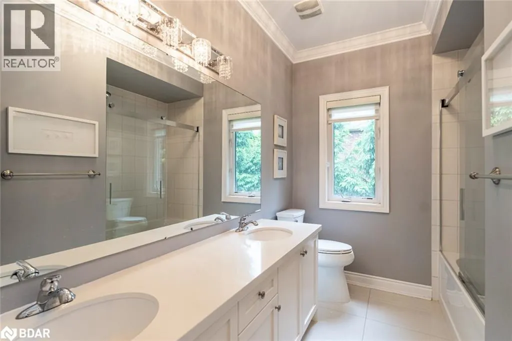 11 EMERALD TERRACE