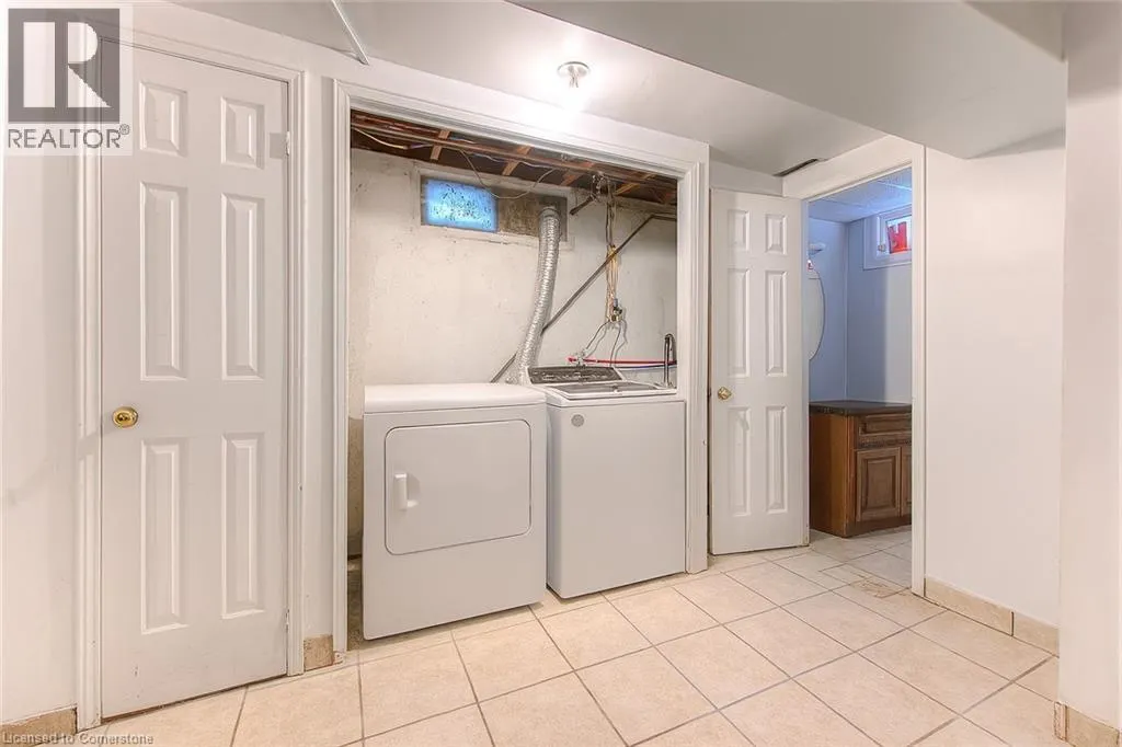 217 SOUTHWOOD Drive