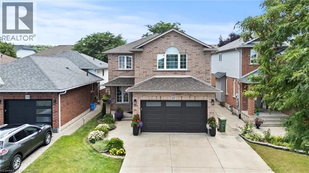 37 DARROW Drive