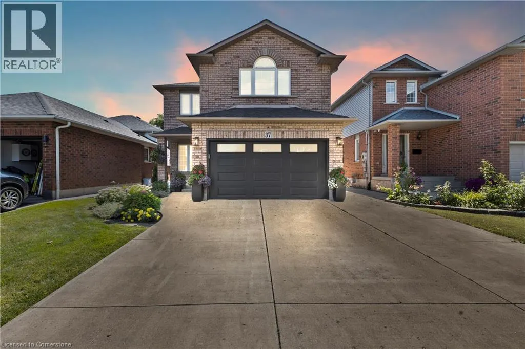 37 DARROW Drive