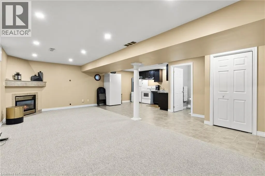 37 DARROW Drive