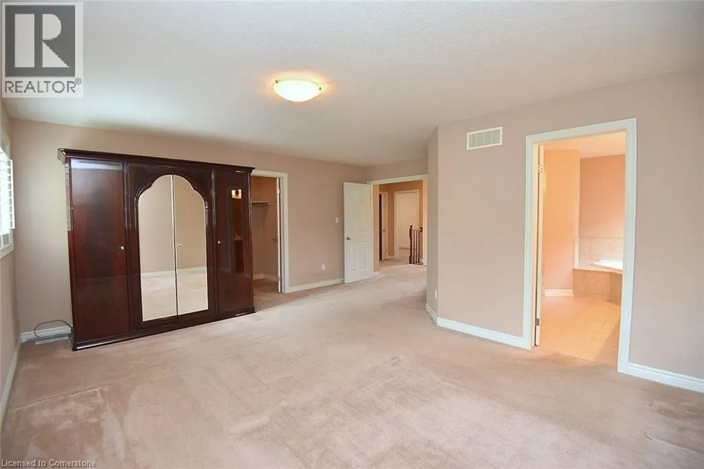 152 TOLLGATE Drive