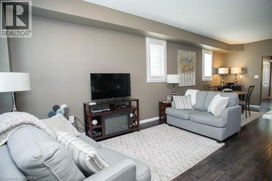 21 DIANA Avenue Unit# 109, #109