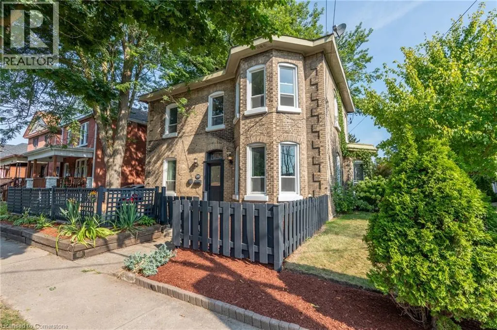 301 GRAND RIVER Avenue