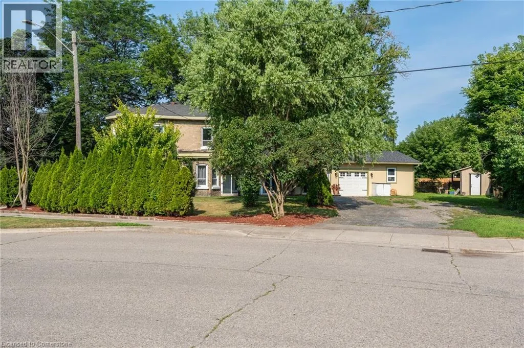 301 GRAND RIVER Avenue
