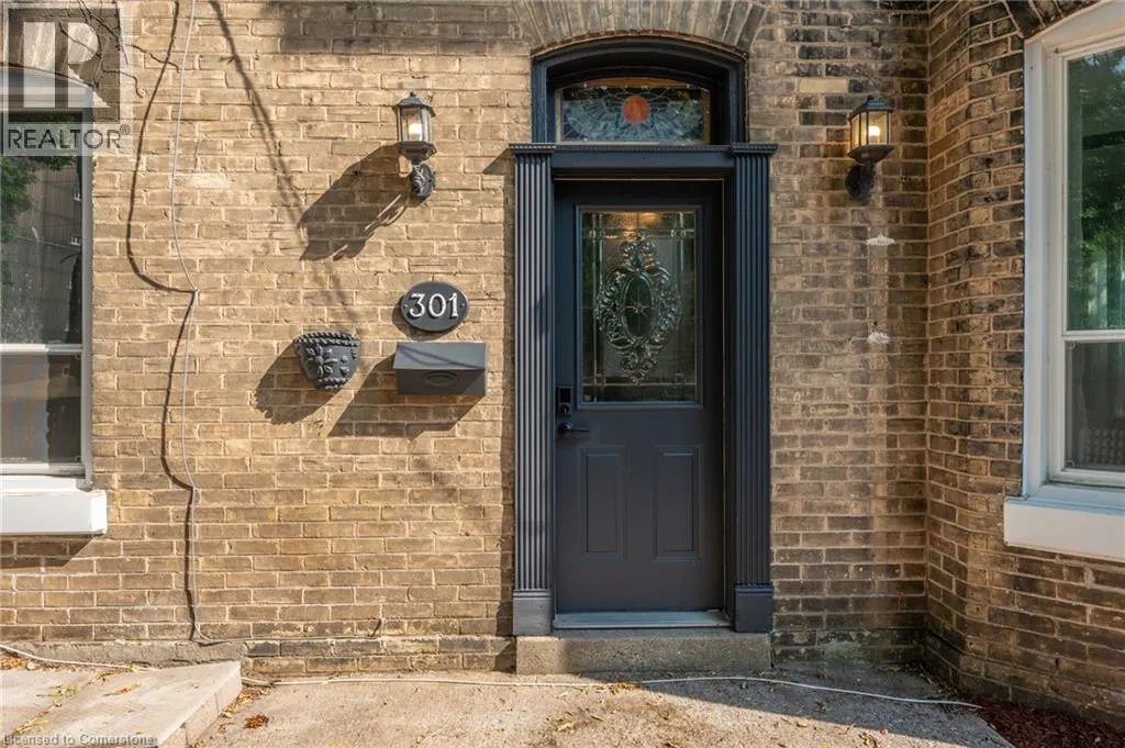 301 GRAND RIVER Avenue