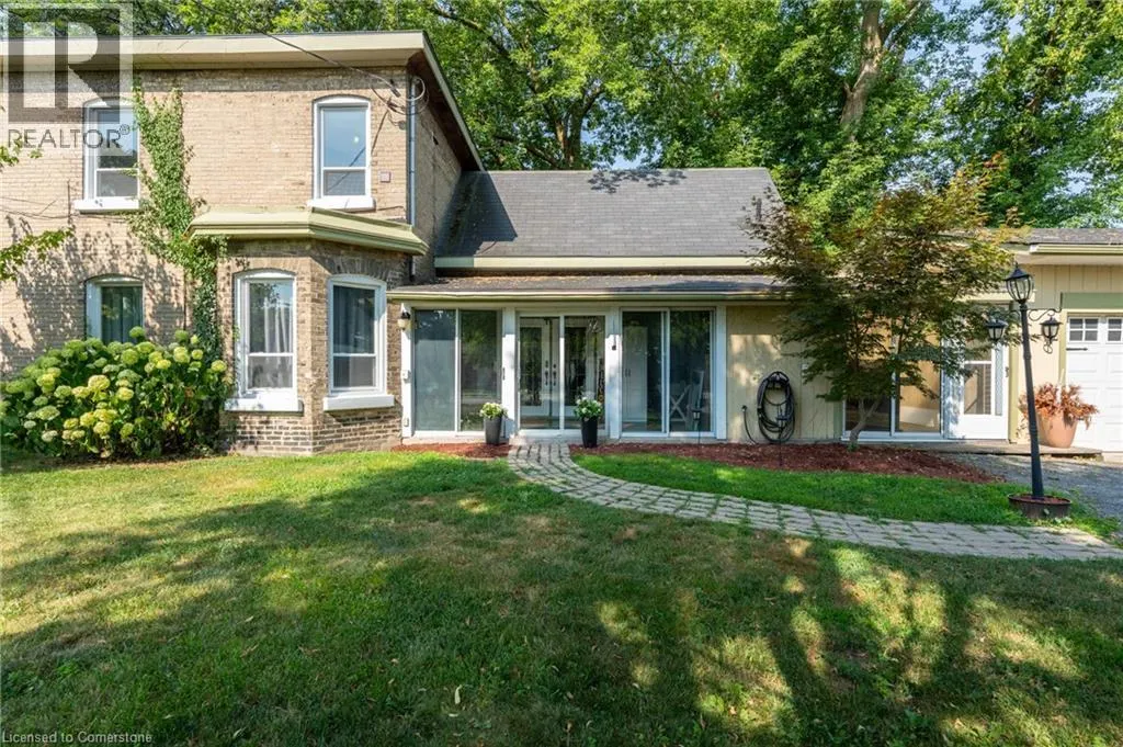 301 GRAND RIVER Avenue