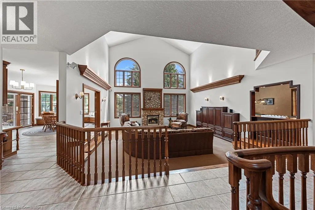 375 RIVER OAK Place