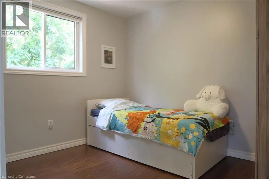 489 TIMBERCROFT Crescent