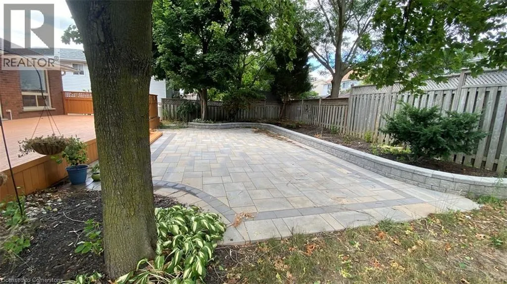 489 TIMBERCROFT Crescent