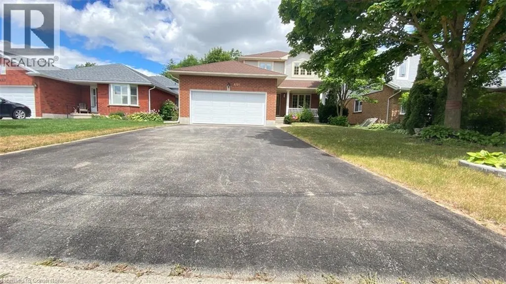 489 TIMBERCROFT Crescent