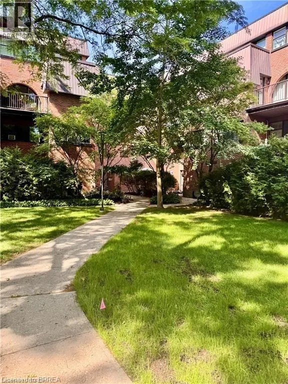 36 HAYHURST Road Unit# 160, #160