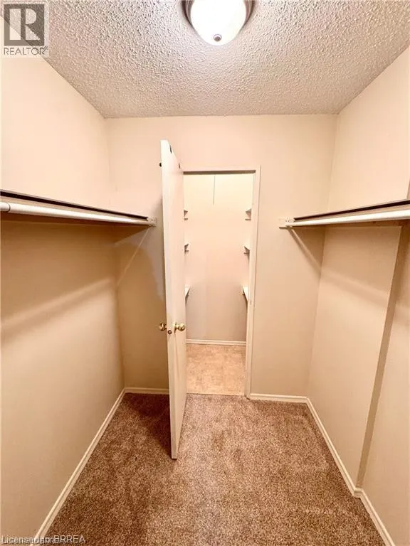 36 HAYHURST Road Unit# 160, #160