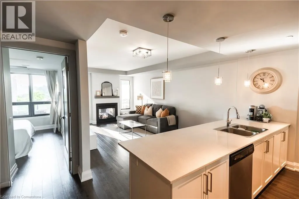 181 JAMES Street N Unit# 402, #402