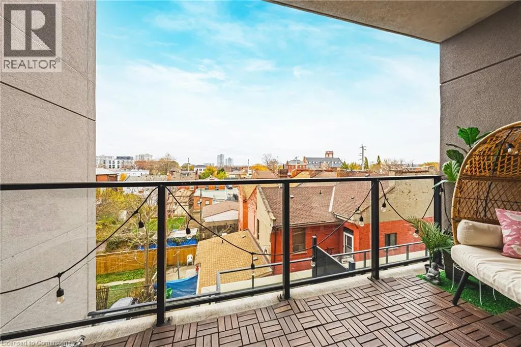 181 JAMES Street N Unit# 402, #402