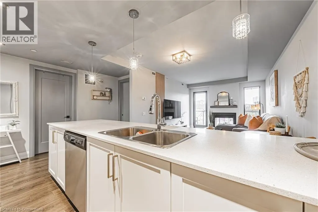181 JAMES Street N Unit# 402, #402